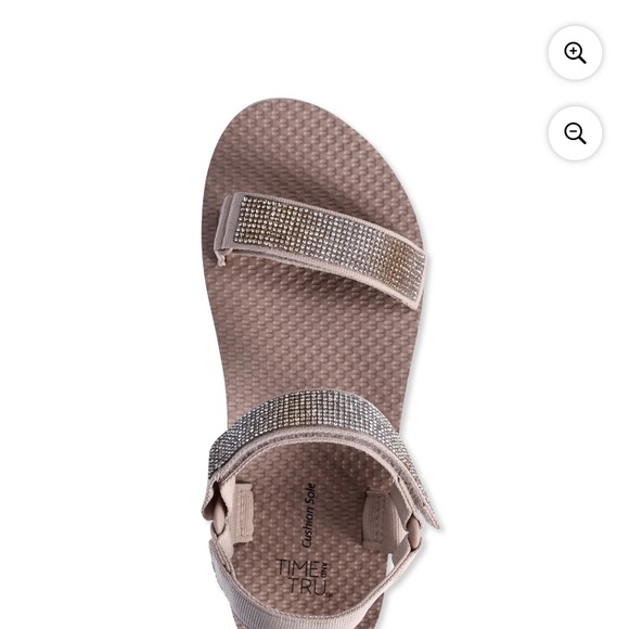 💜Time and Tru Women's Bling Nature Sandals, Size11
Color:tan - Picture 4 of 5